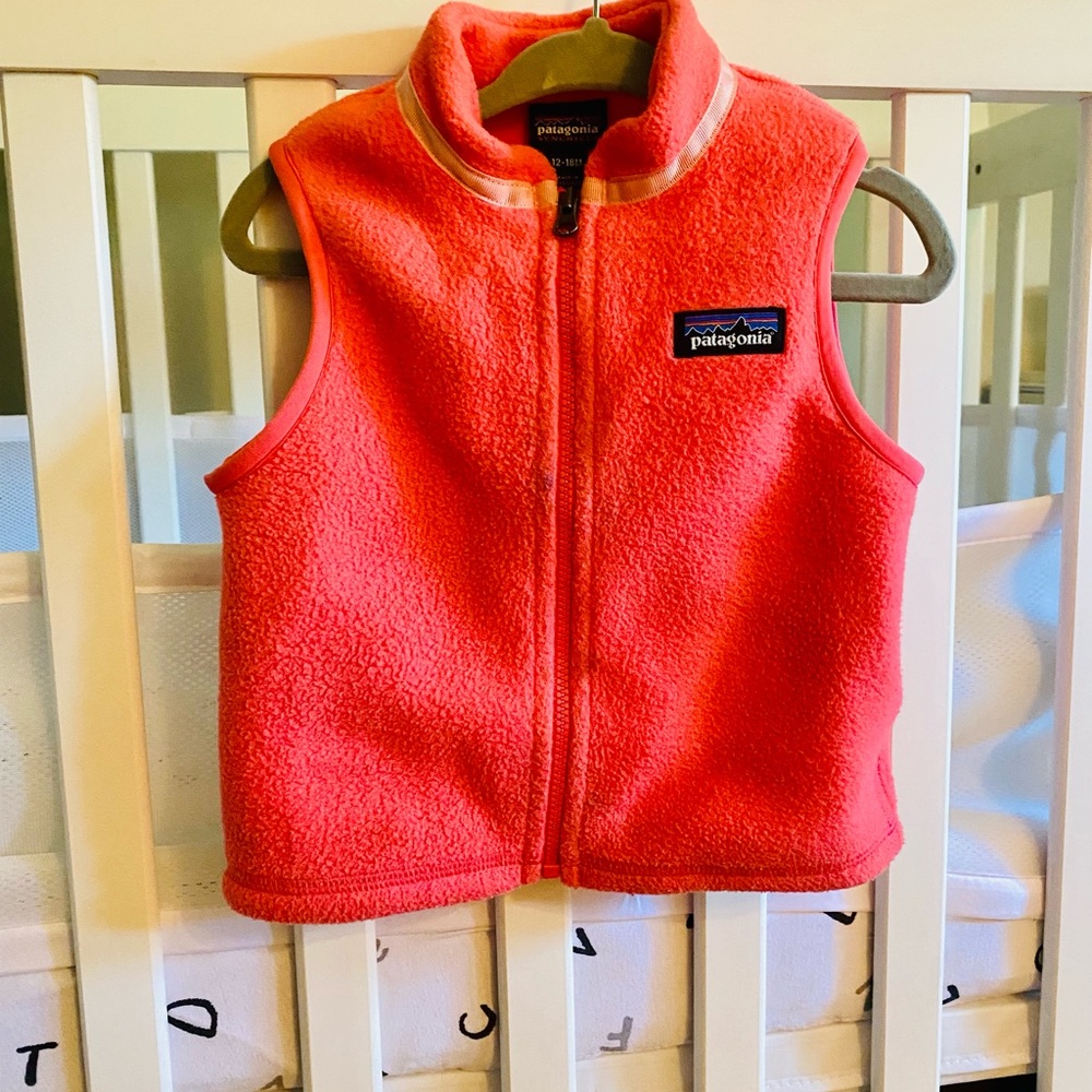 Hot pink Patagonia fleece vest 12-18 months